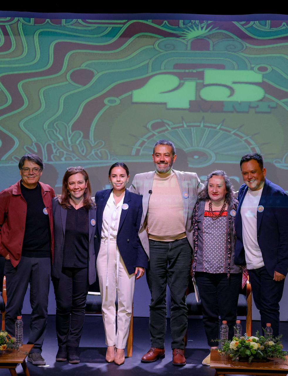 uploads/6/32/01 (2467).Jpeg